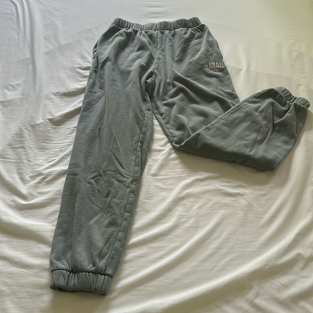 brandy melville sweatpants, one size